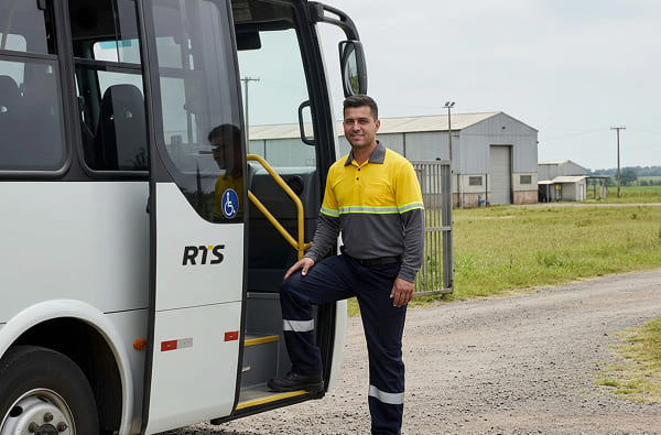 Transporte de colaboradores com conforto e pontualidade